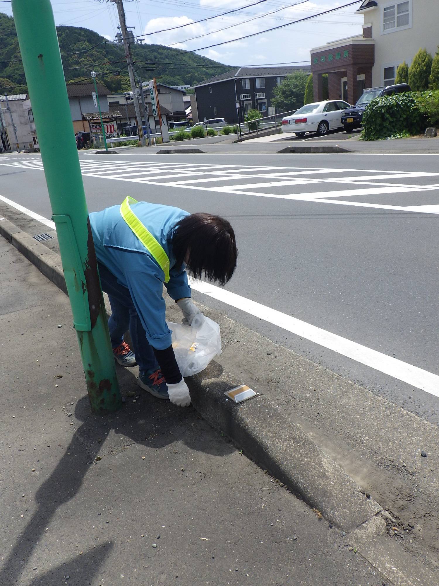 周辺地域の清掃活動(2019年6月3日)2